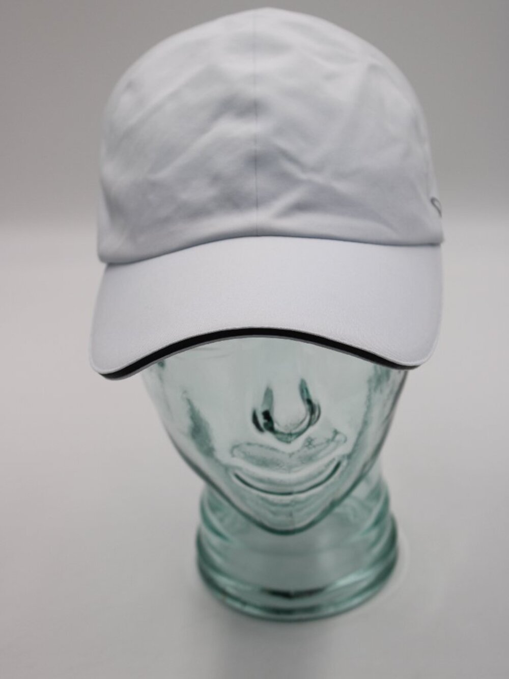 Skora Ponytail White Hat Cap Womens OS Adjustable Baseball Running Training